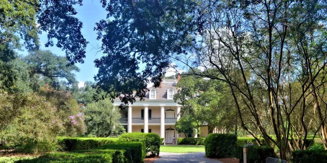 New Orleans Plantation Tour with Oak Alley and Laura or Whitney - Image 3