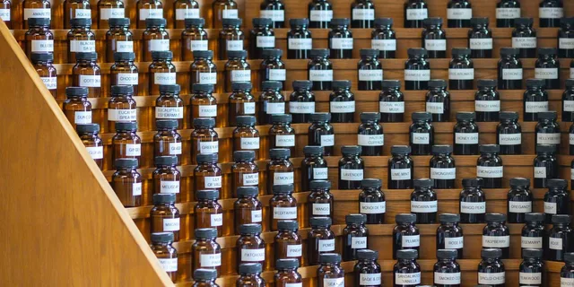 Coral Gables Perfume Making Experience 1.5 hr - Image 3
