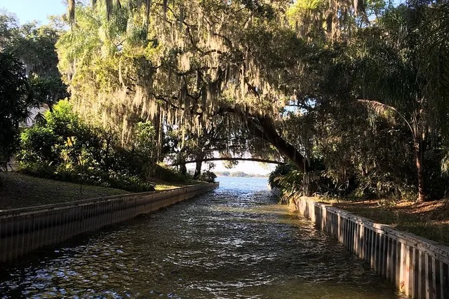 Winter Haven Historical Wildlife Pontoon Tour 1 hr - Image 1