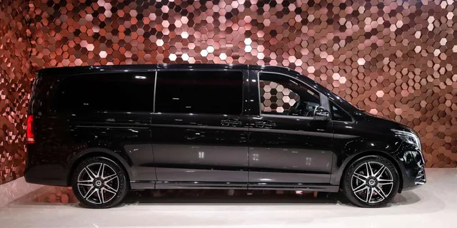 New York City Private Roundtrip Transfer 1 hr - Image 3