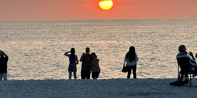 Naples Electric Trike Sunset Tour - Image 2