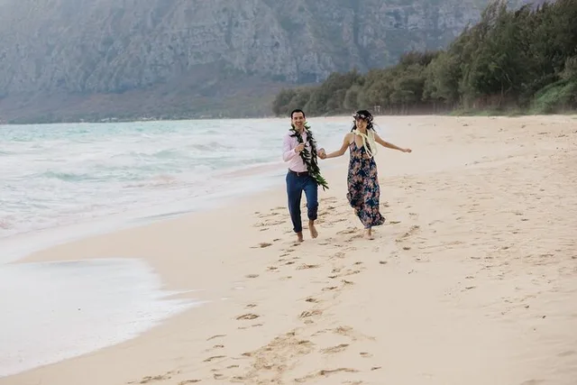 Hawaii Beach Photography Session - Image 5