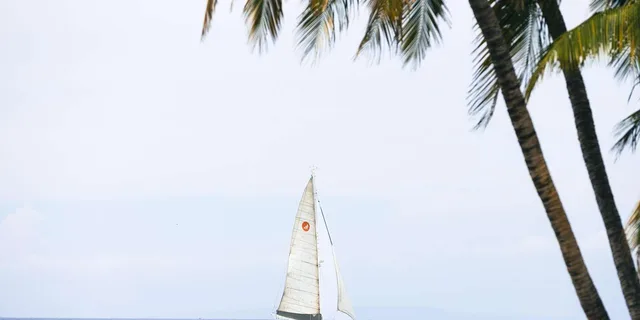 Lahaina Snorkel and Sail to Lāna'i Coast 5 hr - Image 2