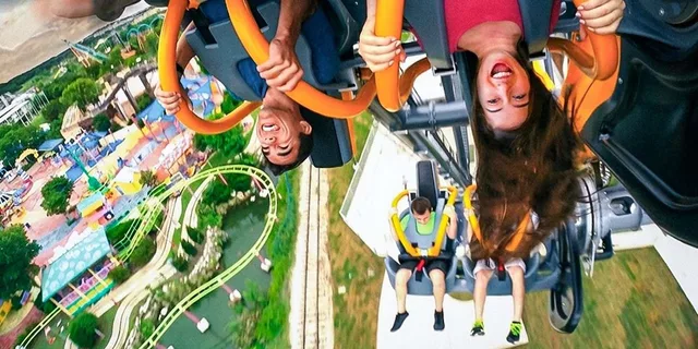 San Antonio Six Flags Fiesta Texas Admission - Image 6