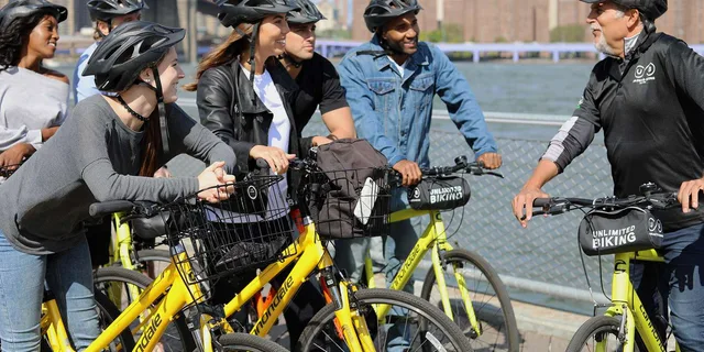 New York City Brooklyn Bridge Bike Tour 2 hr - Image 6