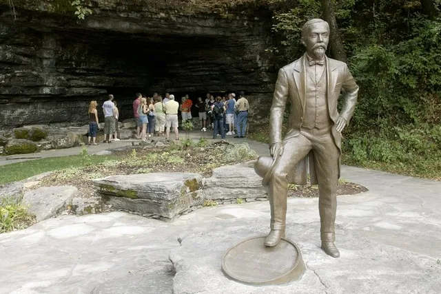 Nashville Jack Daniel's Distillery Tour and Lynchburg Visit - Image 3