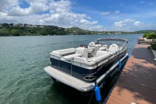 Austin Pontoon Boat Cruise