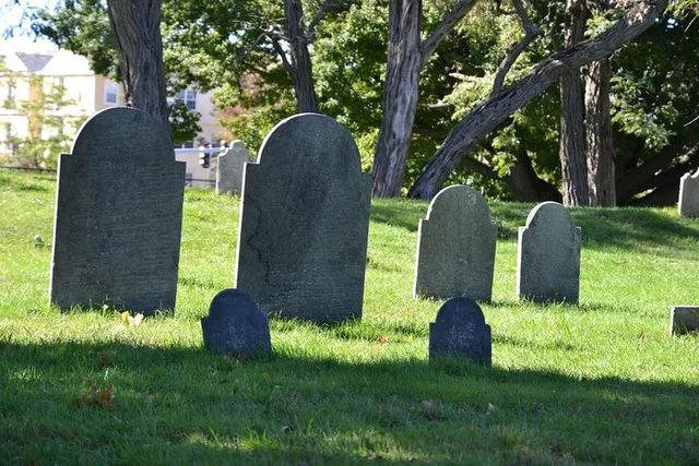 Salem Witch Trials and Ghosts Walking Tour - Image 2