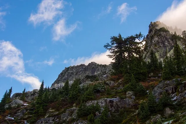 Seattle Mount Pilchuck Fire Lookout Hike - Image 5