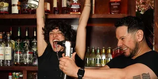 New York City Bar Tour: Gangsters, Heroes, and Broadway Lights