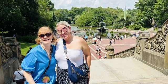 New York Central Park Pedicab Tour of Film Spots and Celebrity Homes - Image 4