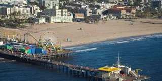 Los Angeles Helicopter Tour of the Coastline 30 min