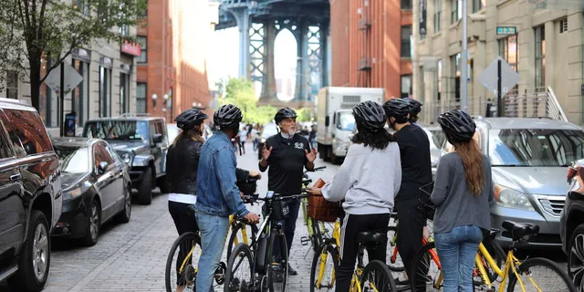 New York City Brooklyn Bridge Bike Tour 2 hr - Image 5