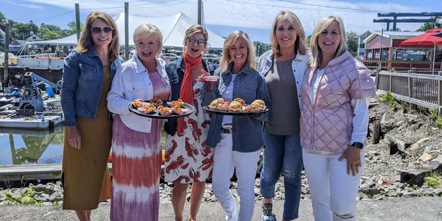 Kennebunkport Lunchtime Walking Food Tour - Image 3