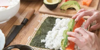 Austin Sushi Making Class at a Sake Bar 2 hr
