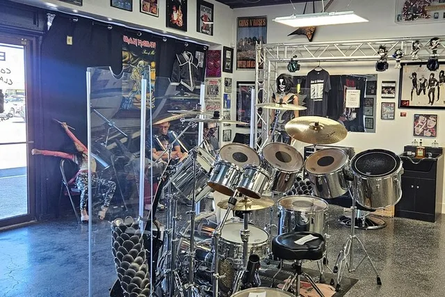 Las Vegas Rock N’ Roll Museum Tour - Image 4