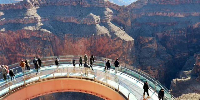 Las Vegas Grand Canyon Helicopter and Raft Tour - Image 2