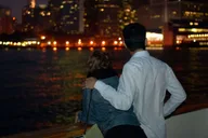 New York City Fireworks Cruise with Gourmet Hors D’oeuvres 4.5 hr thumbnail 3