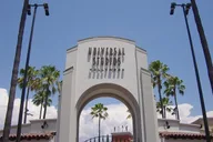 Los Angeles Universal Studios Tour with Transport thumbnail 2