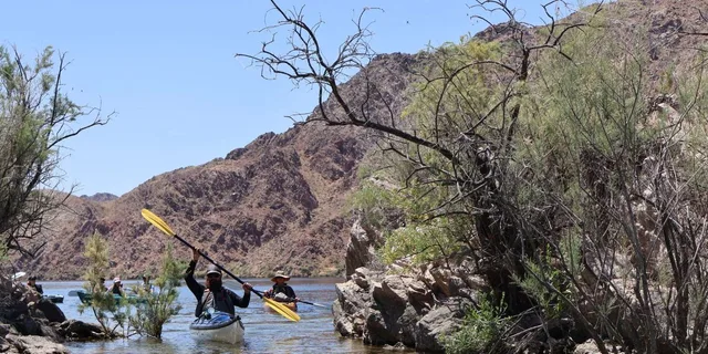 Las Vegas Emerald Cave Paddleboard and Kayak Tour - Image 3