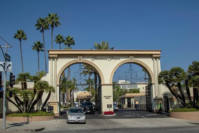 Los Angeles Open Bus Tour - Image 6