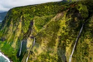 Hilo Helicopter Tour of Hamakua Coast and Valleys thumbnail 2