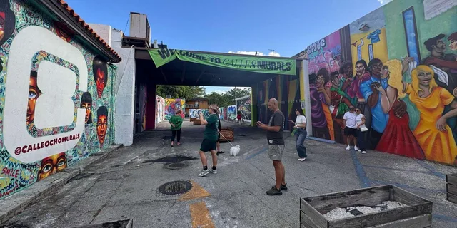 Miami Little Havana Walking Food Tour - Image 2