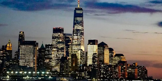 New York City Evening Cruise with Skyline Views - Image 6