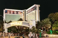 Las Vegas Panoramic Night Bus Tour thumbnail 4