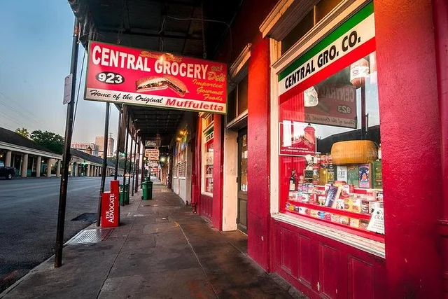 New Orleans Private Driving Tour - Image 4