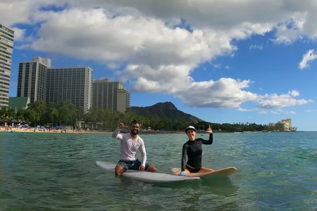 Waikiki Surf Lesson with Female Instructor 90 min - Image 6