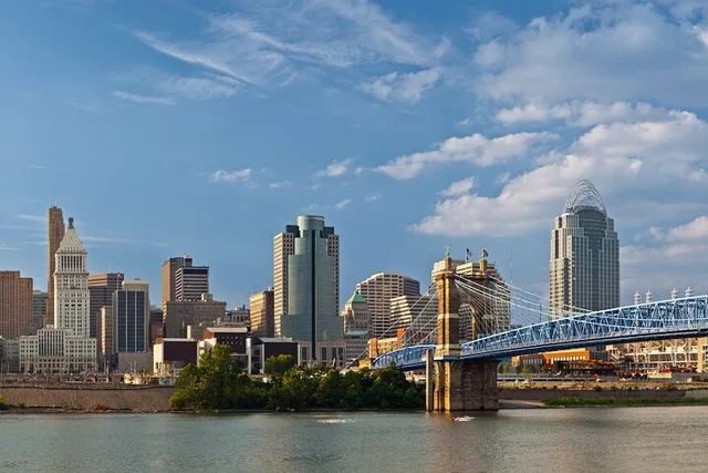 Cincinnati Walking Tour and River Cruise - Image 6