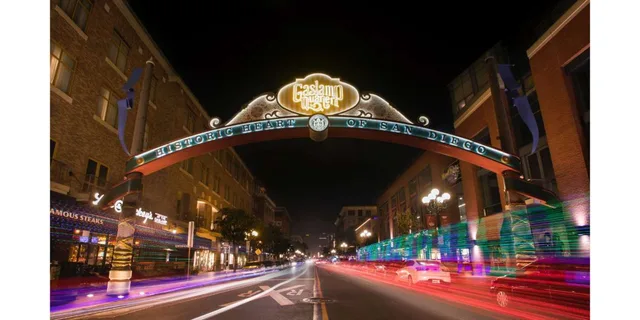 San Diego Gaslamp Quarter Walking Tour - Image 2