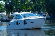Miami Sealine Cruise with Captain and Stew thumbnail 1