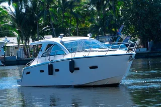 Miami Sealine Cruise with Captain and Stew
