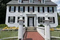 Salem Witch Tour from Boston by Train thumbnail 1