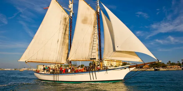 Key West Windjammer Champagne Sunset Sail - Image 3