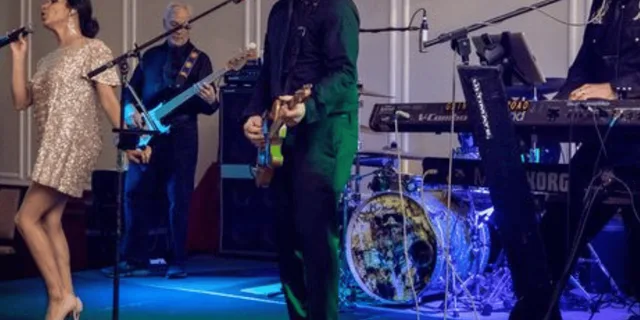 Boston New Year's Eve Ball with Live Band & DJ - Image 4