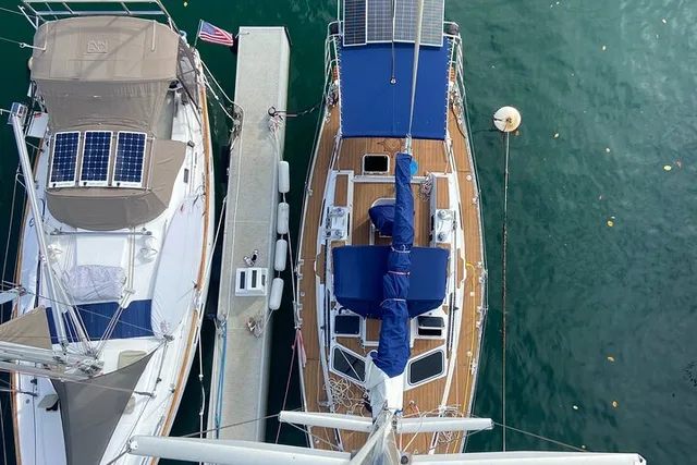 Honolulu Sailboat Charter - Image 5