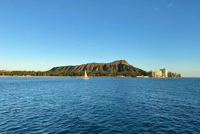 Waikiki Catamaran Cruise at Sunset - Image 5