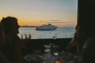 Chicago Fireworks Dinner Cruise thumbnail 4