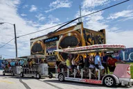Miami Graffiti Tour on a Party Bike 90 min thumbnail 5
