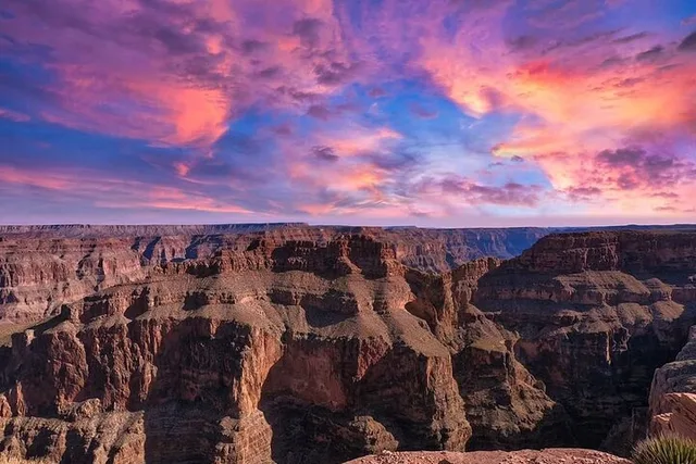 Las Vegas Grand Canyon Bus Tour with Hoover Dam - Image 2