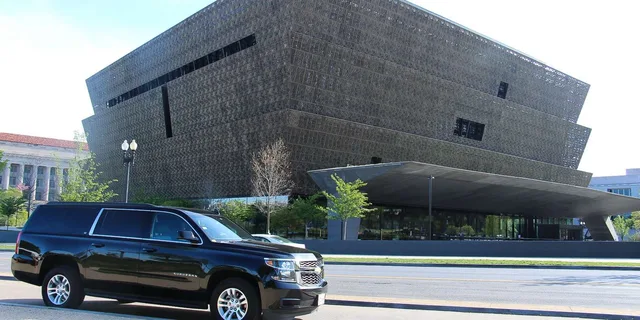 Washington DC Private SUV Tour - Image 2