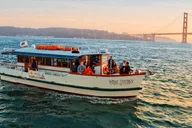 San Francisco Sunset Yacht Tour thumbnail 6
