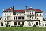 Newport Mansion and Downtown Tour thumbnail 2