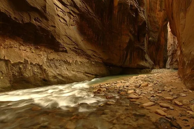 Zion National Park Narrows Tour - Image 3