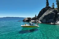 Lake Tahoe Clear Water Boat Tour with Captain 2 hr thumbnail 2
