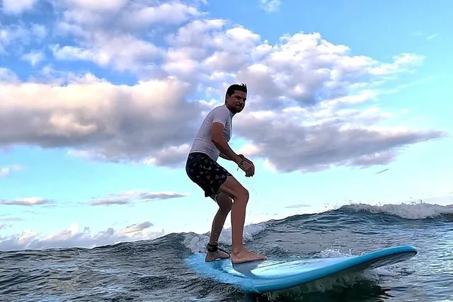 Honolulu Group Surf Lesson with Videos and Photos - Image 5