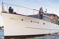 New York Fall Foliage Cruise on the Hudson River thumbnail 1